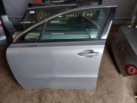 PEUGEOT Bal első Ajtó (Részeivel)