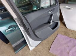 
										PEUGEOT Bal első Ajtó (Részeivel) full									