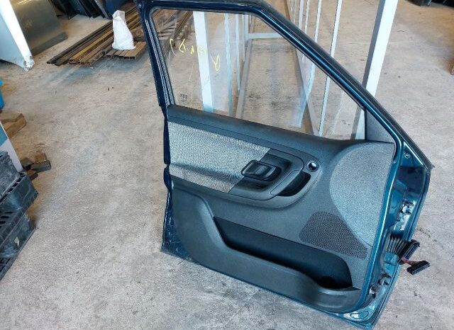 
								SKODA Bal első Ajtó (Részeivel) full									