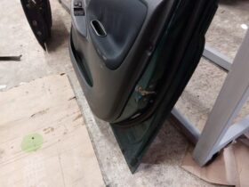 TOYOTA Jobb első Ajtó (Részeivel)