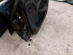 
										SKODA Jobb első Ajtó (Részeivel) full									