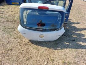 OPEL Csomagtérajtó (Részeivel)