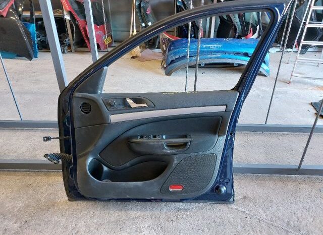 
								SKODA Jobb első Ajtó (Részeivel) full									