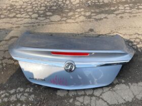 OPEL Csomagtérajtó (Részeivel)