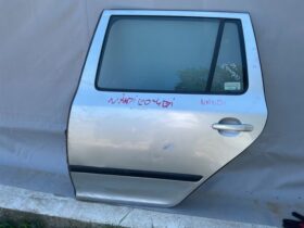 SKODA Bal hátsó Ajtó (Részeivel)