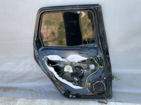 PEUGEOT Bal hátsó Ajtó (Részeivel)