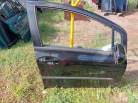 TOYOTA Jobb első Ajtó (Részeivel)