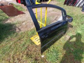 TOYOTA Jobb első Ajtó (Részeivel)