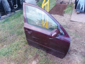 SKODA Jobb első Ajtó (Részeivel)