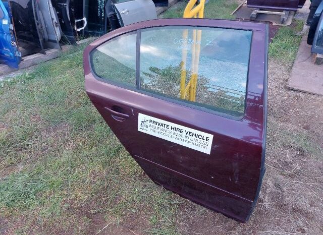 
								SKODA Jobb hátsó Ajtó (Részeivel) full									