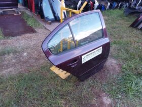 SKODA Jobb hátsó Ajtó (Részeivel)