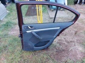 SKODA Jobb hátsó Ajtó (Részeivel)