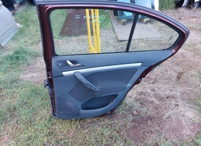 
								SKODA Jobb hátsó Ajtó (Részeivel) full									