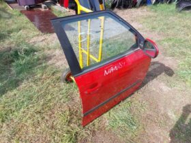 SKODA Jobb első Ajtó (Részeivel)