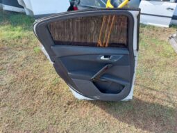 
										PEUGEOT Bal hátsó Ajtó (Részeivel) full									