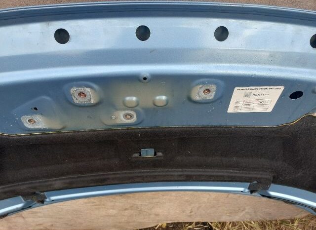 
								RENAULT Motorháztető full									