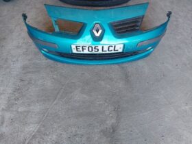 RENAULT Első Lökhárító (Részeivel)