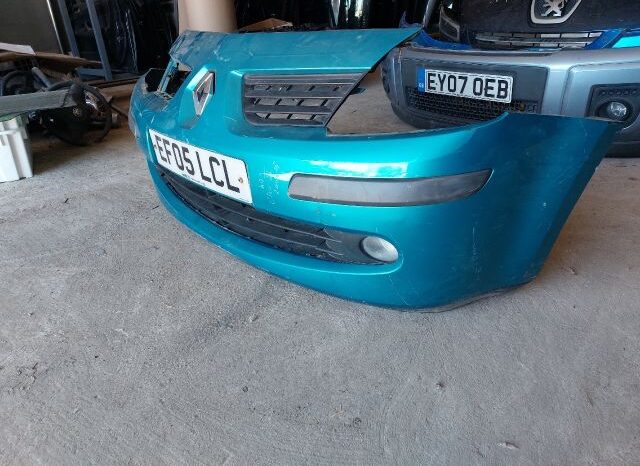 
								RENAULT Első Lökhárító (Részeivel) full									