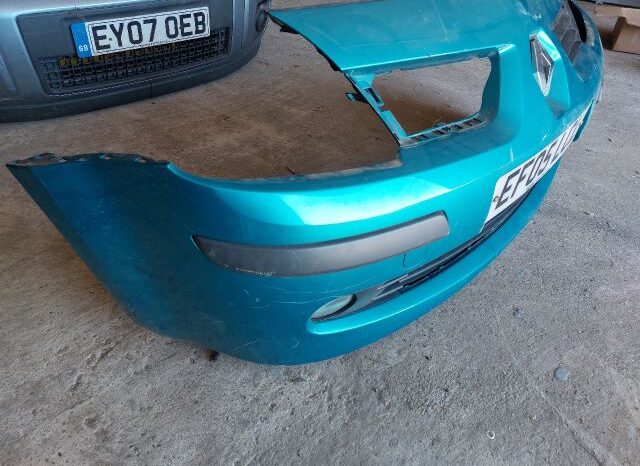 
								RENAULT Első Lökhárító (Részeivel) full									