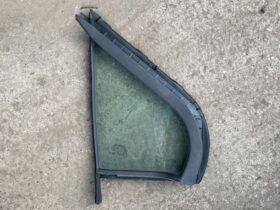 TOYOTA Bal első Fixüveg (Ajtóban)