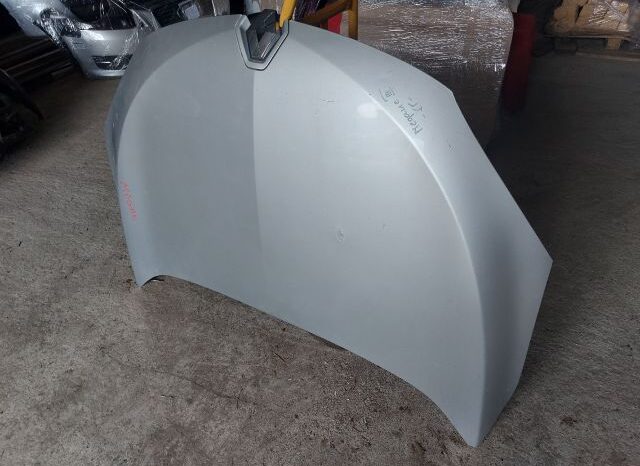 
								RENAULT Motorháztető full									