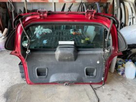 PEUGEOT Csomagtérajtó (Részeivel)