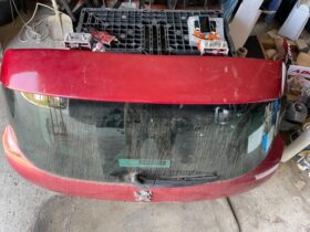 PEUGEOT Csomagtérajtó (Részeivel)