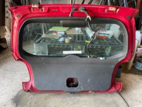 TOYOTA Csomagtérajtó (Részeivel)