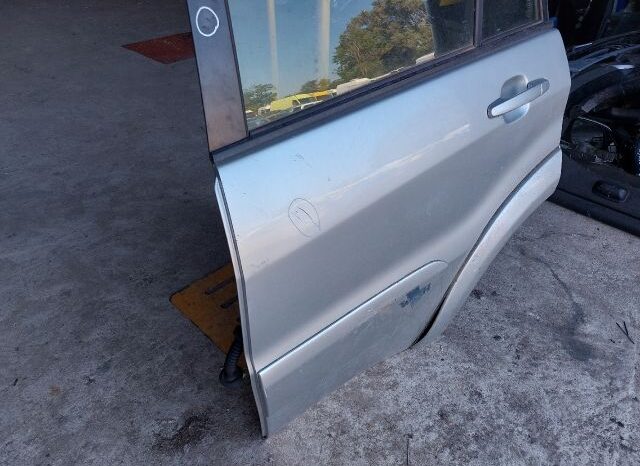 
								TOYOTA Bal hátsó Ajtó (Részeivel) full									