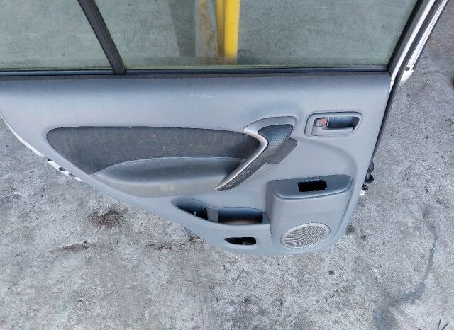 
								TOYOTA Bal hátsó Ajtó (Részeivel) full									