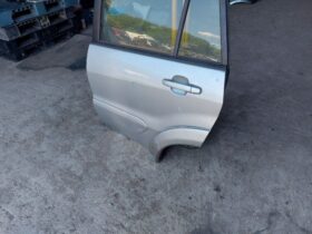 TOYOTA Bal hátsó Ajtó (Részeivel)