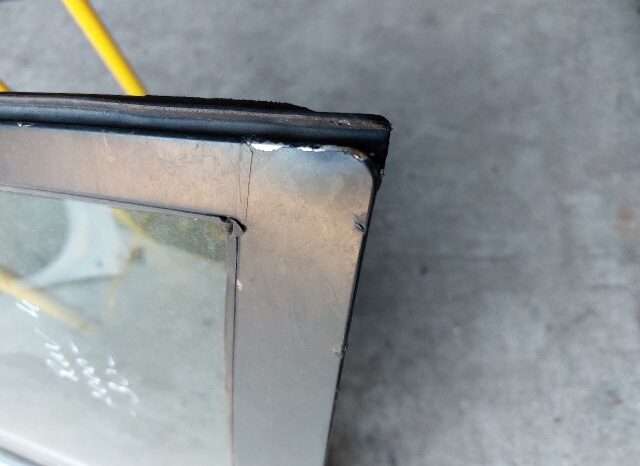 
								TOYOTA Bal első Ajtó (Részeivel) full									