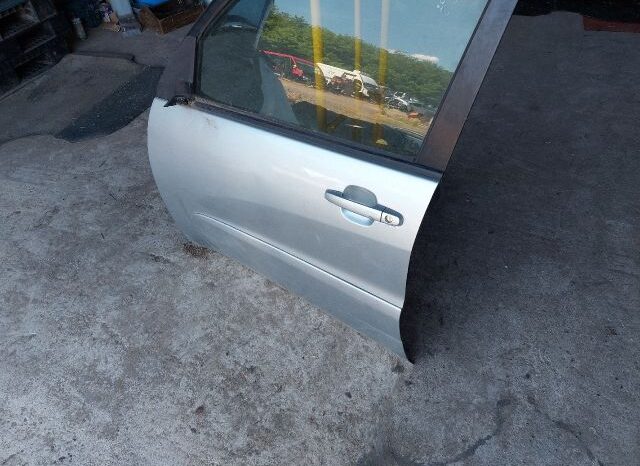 
								TOYOTA Bal első Ajtó (Részeivel) full									