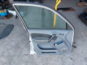 TOYOTA Bal első Ajtó (Részeivel)