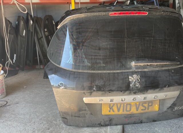 
								PEUGEOT Csomagtérajtó (Részeivel) full									