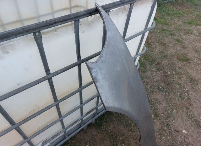 
								BMW Bal első Sárvédő full									