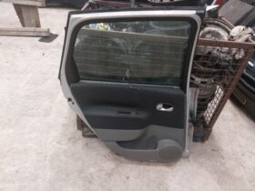 RENAULT Bal hátsó Ajtó (Részeivel)