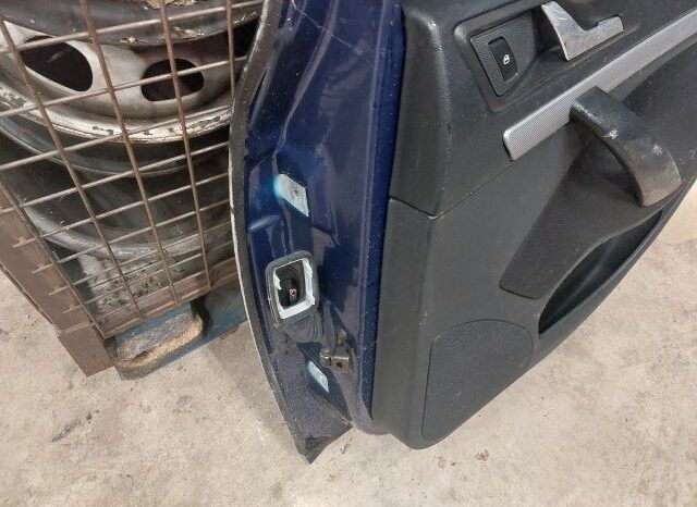 
								SKODA Jobb hátsó Ajtó (Részeivel) full									