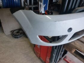 FORD Első Lökhárító (Részeivel)
