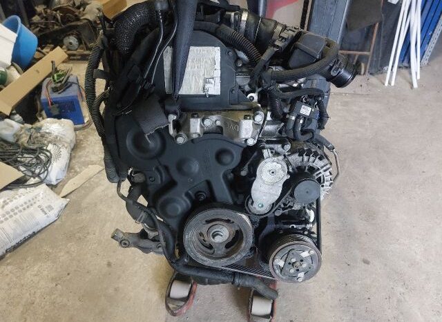 
								PEUGEOT Komplett Motor (Segédberendezésekkel) full									