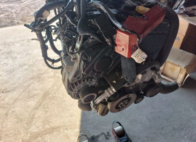 
								SUZUKI Komplett Motor (Segédberendezésekkel) full									