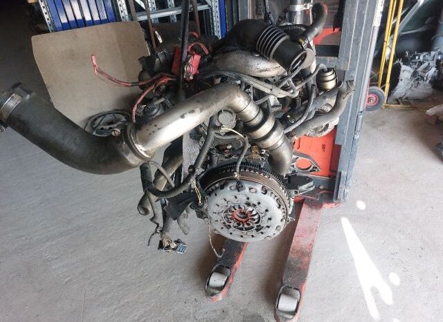 
								RENAULT Komplett Motor (Segédberendezésekkel) full									