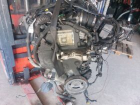PEUGEOT Komplett Motor (Segédberendezésekkel)