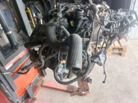 PEUGEOT Komplett Motor (Segédberendezésekkel)