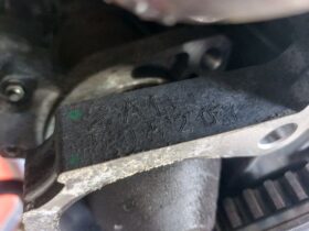 TOYOTA Komplett Motor (Segédberendezésekkel)