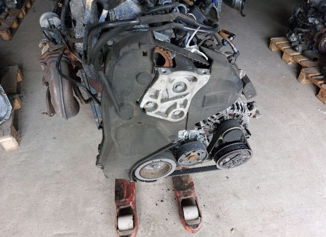 
								RENAULT Komplett Motor (Segédberendezésekkel) full									