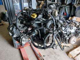 RENAULT Komplett Motor (Segédberendezésekkel)