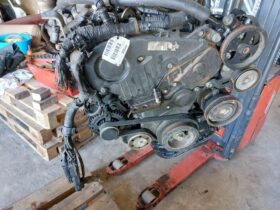 TOYOTA Komplett Motor (Segédberendezésekkel)