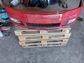 SKODA Első Lökhárító (Részeivel)