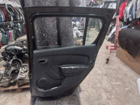 DACIA Jobb hátsó Ajtó (Részeivel)